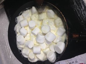 做牛轧糖没有黄油怎么办，可以用其它油代替吗？