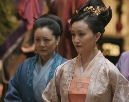 古装剧《知否》中，张大娘子是谁扮演的？
