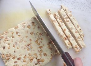 做牛轧糖没有黄油怎么办,可以用其它油代替吗?