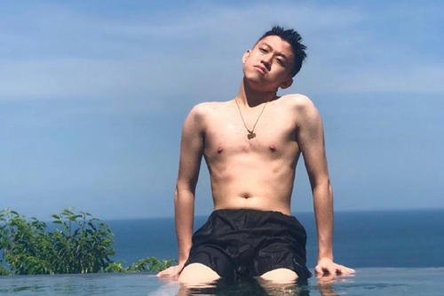 rich brian为什么叫七哥