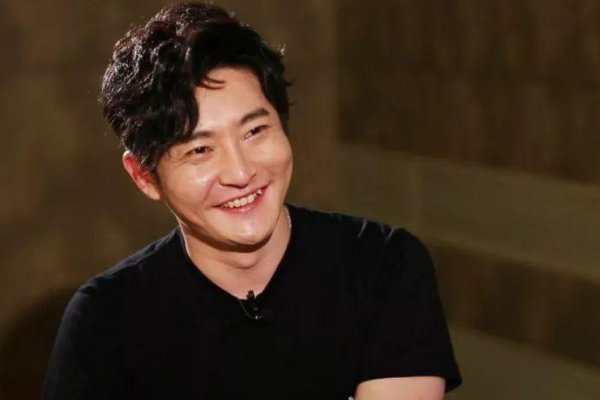 求中国大陆男演员名单 40岁左右，100人左右，好的追分