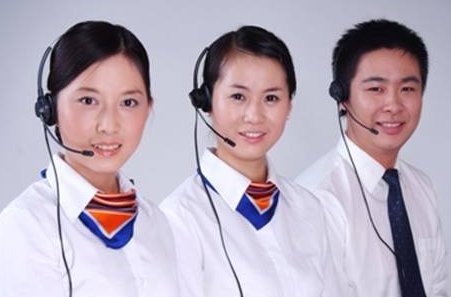 请问天猫官方人工服务电话是什么啊？