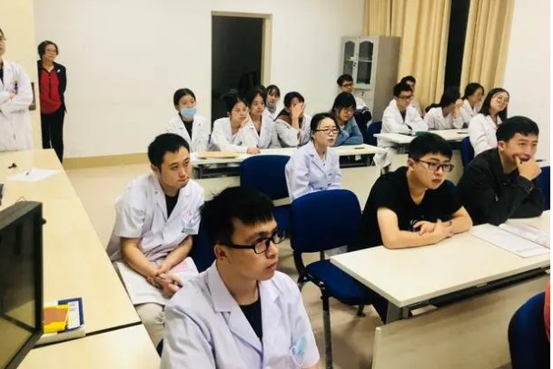 规培生是什么意思啊