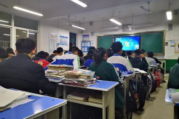 红星照耀中国时间轴路线图