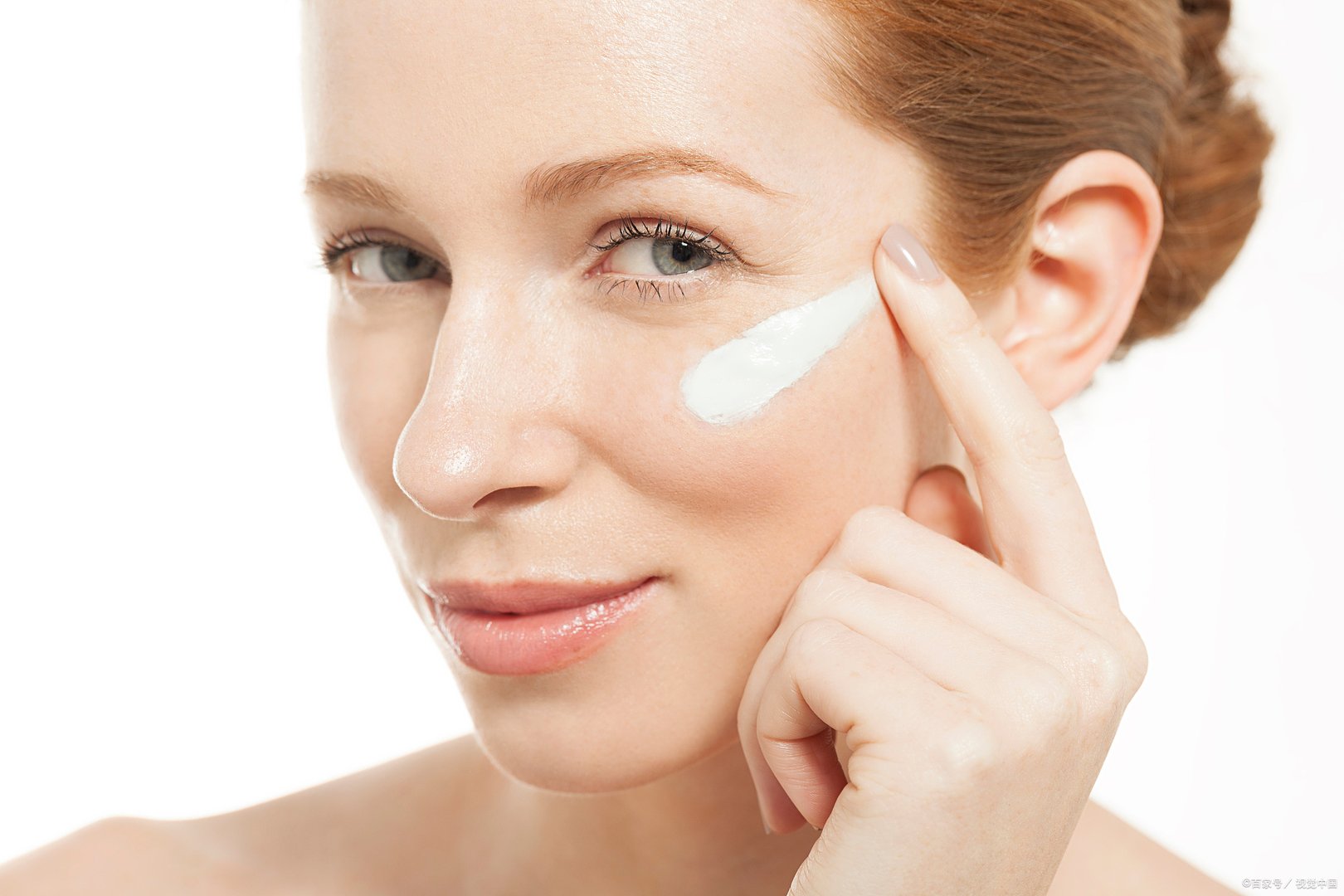 最近朵颜面霜很火，不知道好用吗？里面含有激素吗？