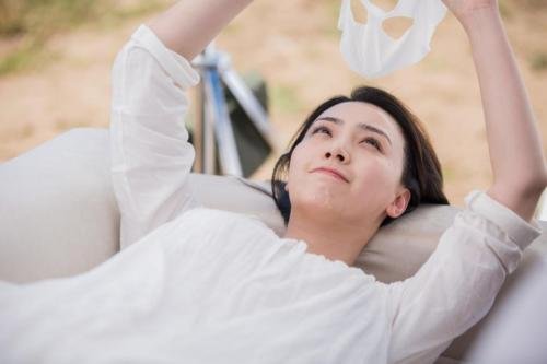 osm欧诗漫有荧光剂么