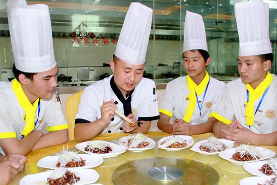 学厨师年龄要求是多少岁到多少岁