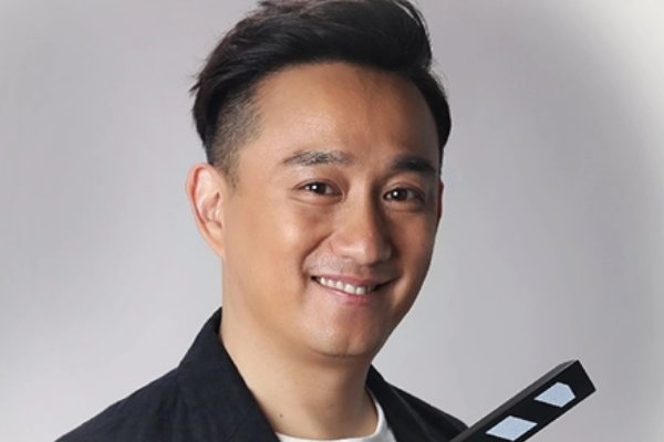 黄磊多大了