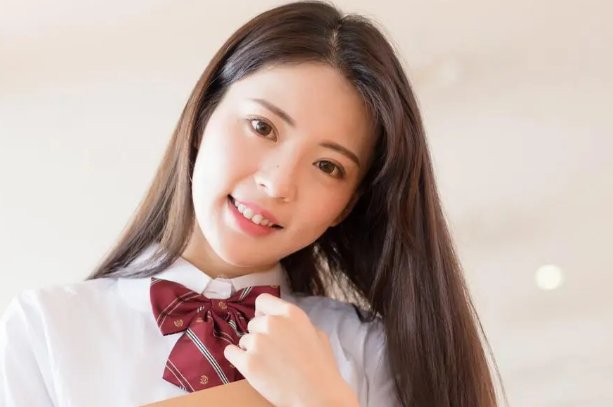赞美一个人笑起来好看的句子
