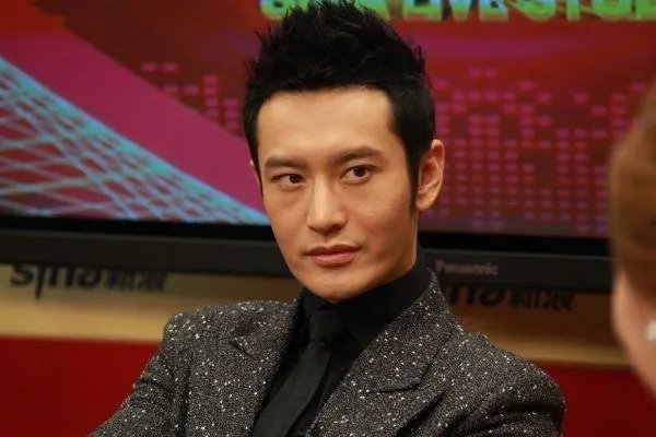 赵薇为何会加入《演员请就位》,黄晓明揭露背后的原因是什么?