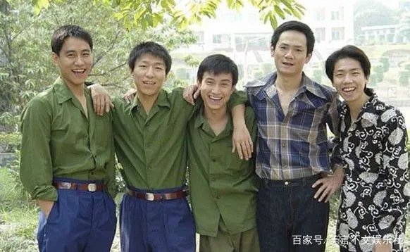 果静林在妻子患癌离世后，生活过得怎么样了？