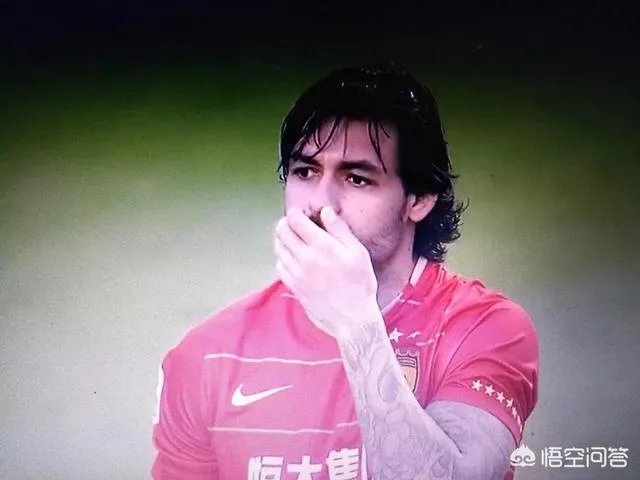 今天上海绿地申花和广州恒大都踢平了,而且申花更让人堪忧,对今天的比赛,你怎么看?