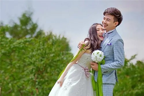 上海公主婚纱摄影怎么样 2017婚纱照都流行什么风格