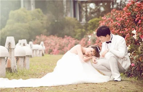 厦门婚纱摄影店排名 厦门拍婚纱照一般多少钱