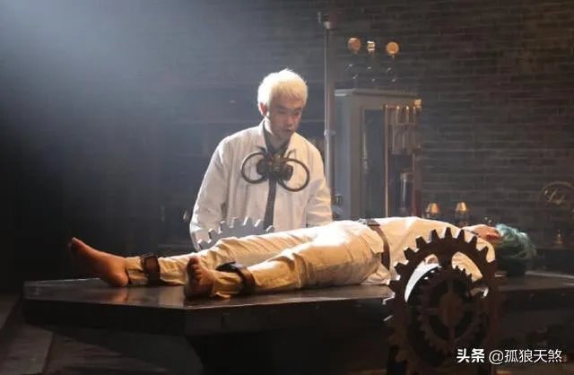 《GodLie》第四季这个宣传片,是打算做“狼人杀十二时辰”?
