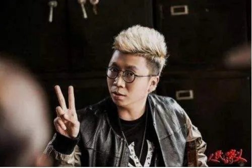 《人民的名义》中郑胜利的扮演者是不是有后台？