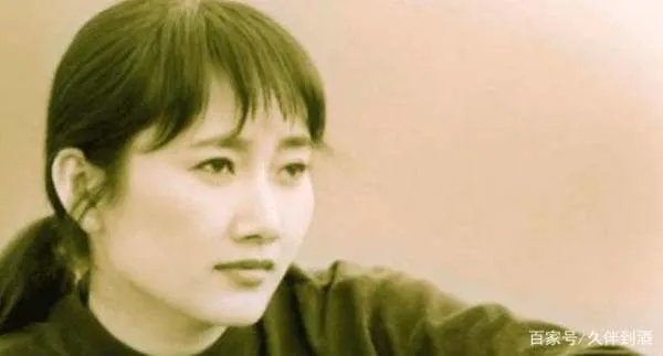 因拒绝生孩子被王刚抛弃的成方圆,后来是怎样报复的?