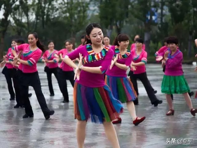 当你老了,你会去跳广场舞吗,为什么?