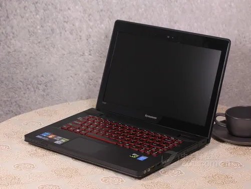 四核处理器 联想Y430 售价6107元促