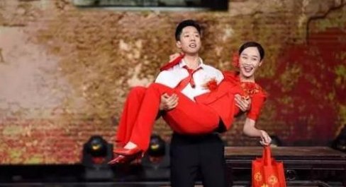 凌潇肃微博骂姚晨是怎么回事?