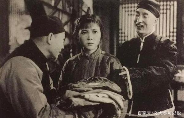 田华:从贫民女到艺术家,一家四口皆患癌去世,今92岁为何仍要挣钱养家?