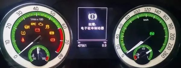 斯柯达柯珞克如何查看胎压监测,柯珞克胎压灯复位教程