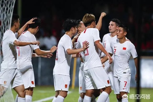 今晚中国足球VS关岛能取得19比0的战绩吗?你会为中国队加油助威吗?