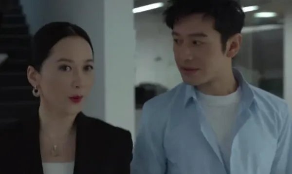 《玫瑰之战》片方表示拥有《傲骨贤妻》版权,两部剧都有哪些“雷同”之处?