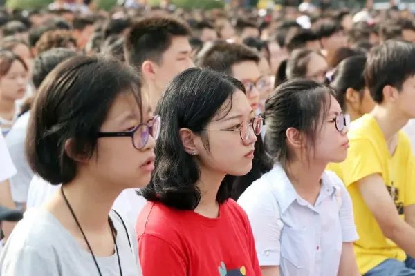 2022高考倒计时99天，你对高考考生有什么建议？
