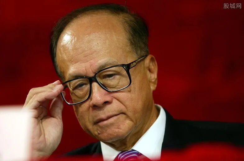 李嘉诚资产12万亿真的吗? 揭李嘉诚身价多少亿