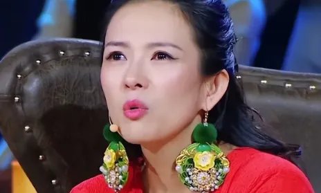 章子怡谈继女:她缺失了很多母爱,我对她的爱会超过亲生女儿,如何理解?