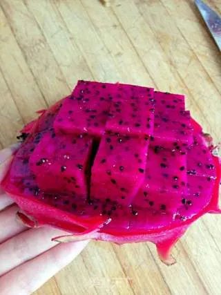 愤怒的小鸟水果拼盘