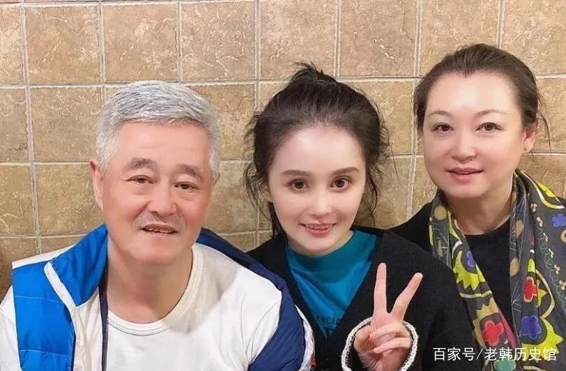 赵本山女儿直播招夫婿,只要会做饭倒贴房子车子不要彩礼,这事是真的吗?