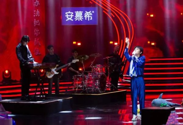 备受期待的《百变大咖秀》复播,你最喜欢谁的表演?