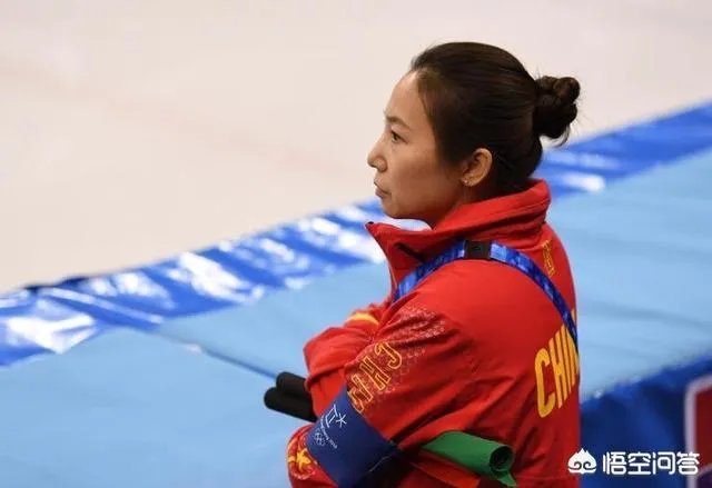 对平昌冬奥会男子1000米和女子500米短道速滑中国运动员被判罚犯规出局有何看法?