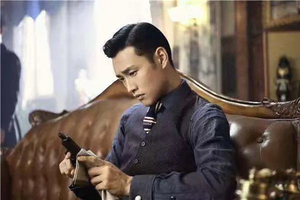 档期不合只是借口,究竟王彦霖为何退出《跑男》?