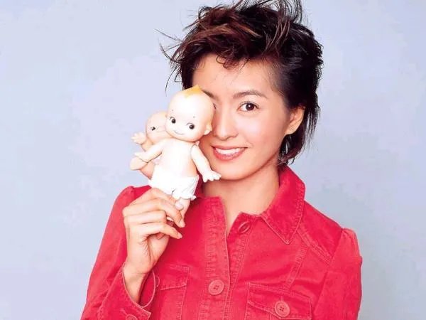 为什么郑伊健最终娶的是蒙嘉慧不是梁咏琪?