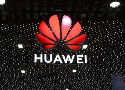 美国进一步打击华为,中方:强力反击,美国会认输么?