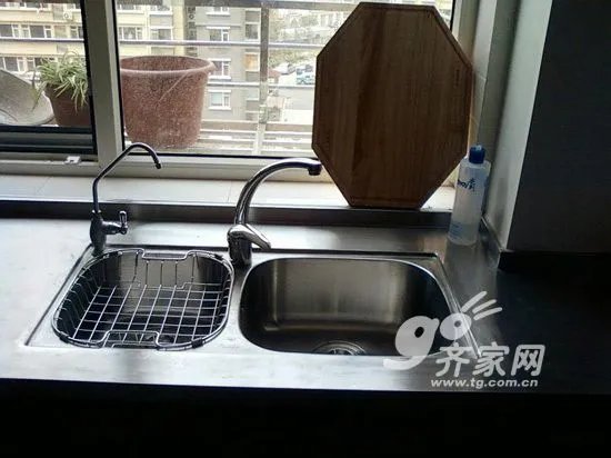 80后辣妈真伤不起 3.9万DIY自装80平时尚3居
