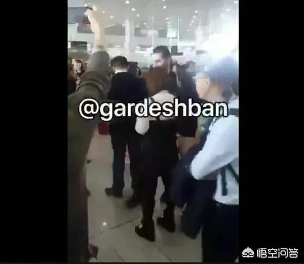 近日一男子在高铁报警投诉“说高铁超载超速,威胁生命安全!”这件事你们怎么看呢?