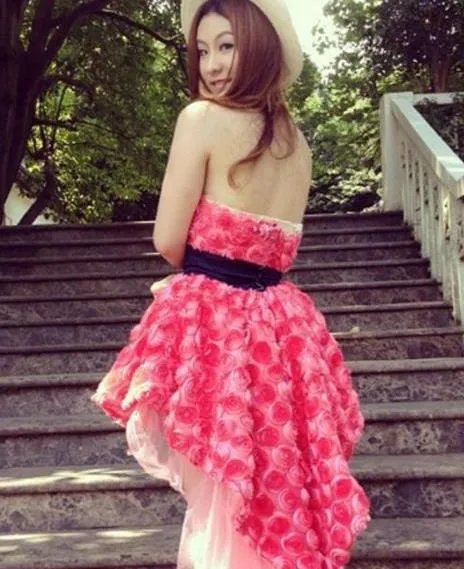 背影女神正面照曝光:清纯甜美(组图)