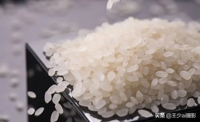 美食摄影。东北稻田米,如何拍摄出“颗颗饱满粒粒香”的效果?