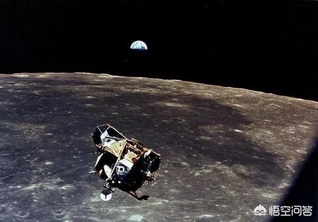 美国SpaceX公司的载人版“龙”飞船成功返回地球,它的组合伞减速技术比单伞难在哪里?