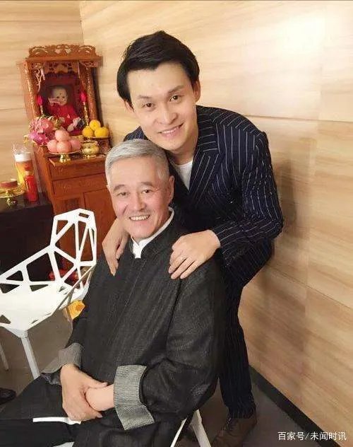 赵本山徒弟小沈龙,销售劣质商品被罚款近20万,后来怎样?