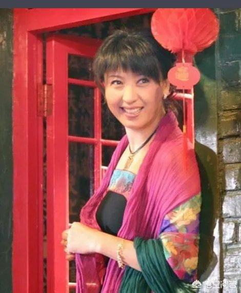 为什么闫学晶二人转感人?