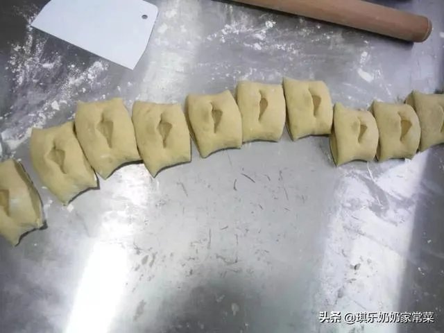 红糖馒头家常做法,正宗红糖馒头怎么做?