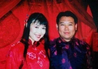 郭麒麟和郭德纲是父子吗