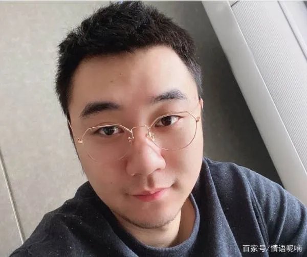 被闺蜜搭档夺走男友的羽毛球奥运冠军赵芸蕾现在感情生活如何?