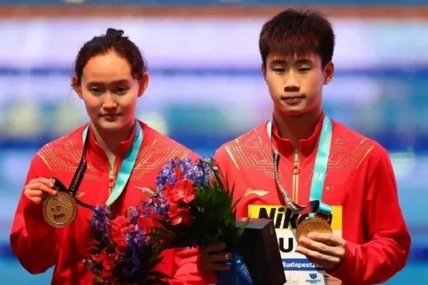 游泳世锦赛:中国跳水队收获第10金,这是由哪些选手所获得?