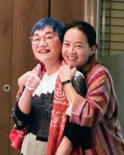 曾宝仪称未获金钟奖很遗憾,她为何如此重视该奖项?